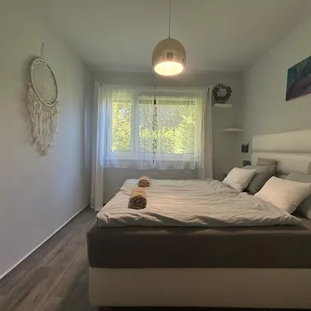 Republic5 Garden Wellness Appartement Siófok